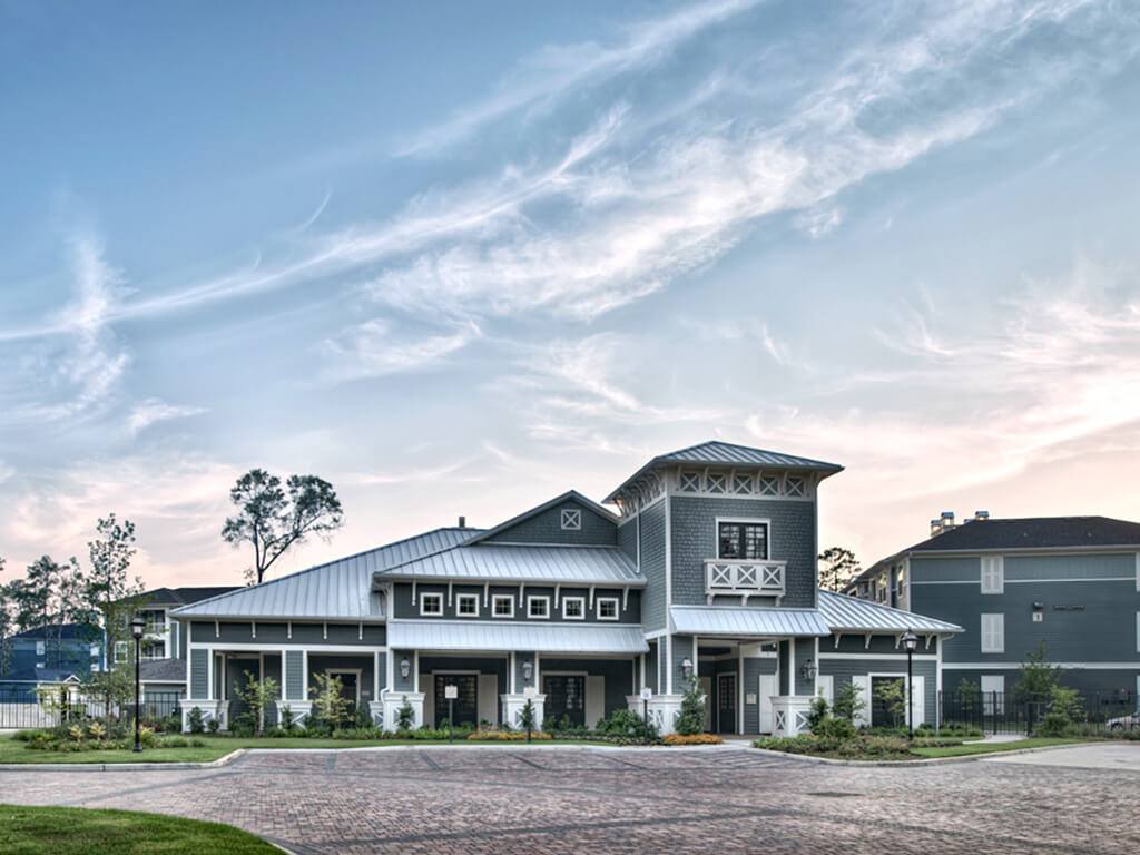 Apartment for rent at The Retreat at the Woodlands, 4400 College Park Dr, Conroe, TX 77384