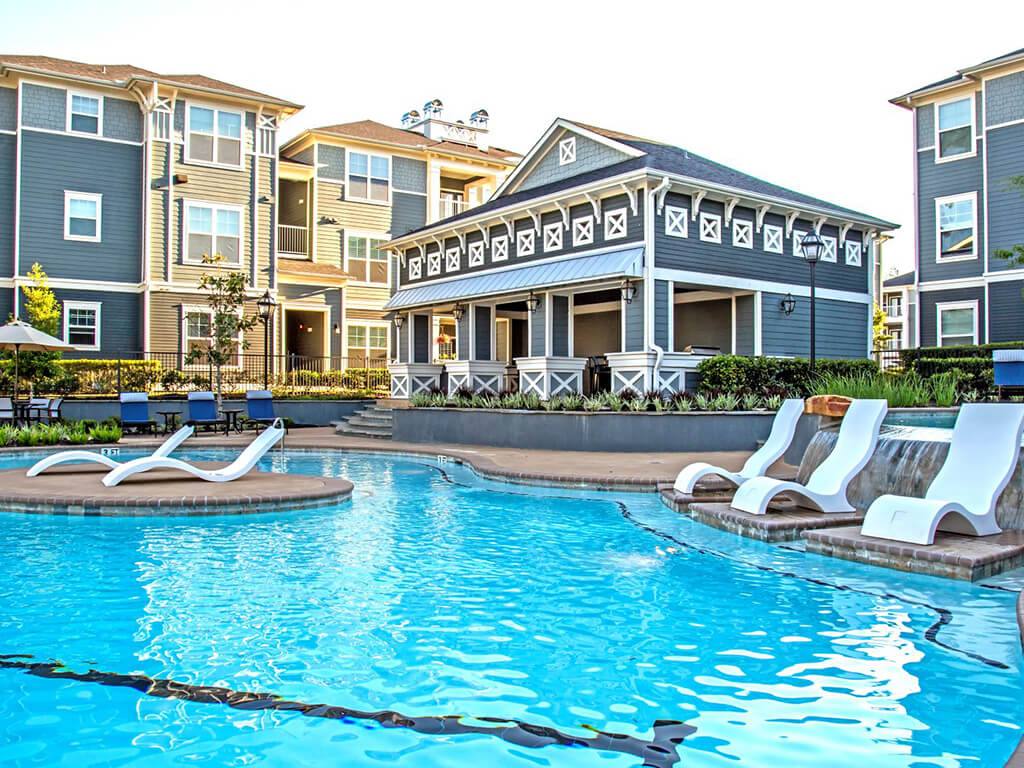 Apartment for rent at The Retreat at the Woodlands, 4400 College Park Dr, Conroe, TX 77384