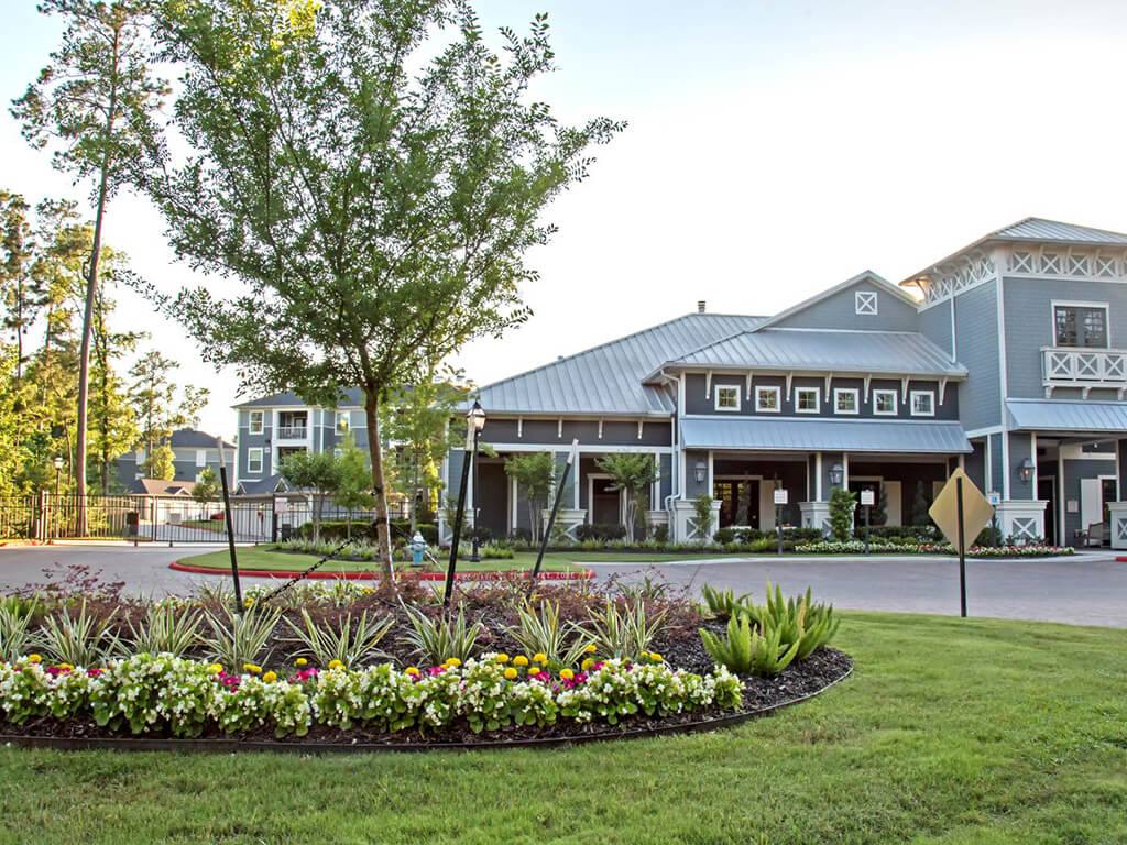 Apartment for rent at The Retreat at the Woodlands, 4400 College Park Dr, Conroe, TX 77384