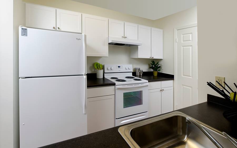 Townhouse for rent at Eaves Fairfax City, 10608 Kitty Pozer Dr, Fairfax, VA 22030