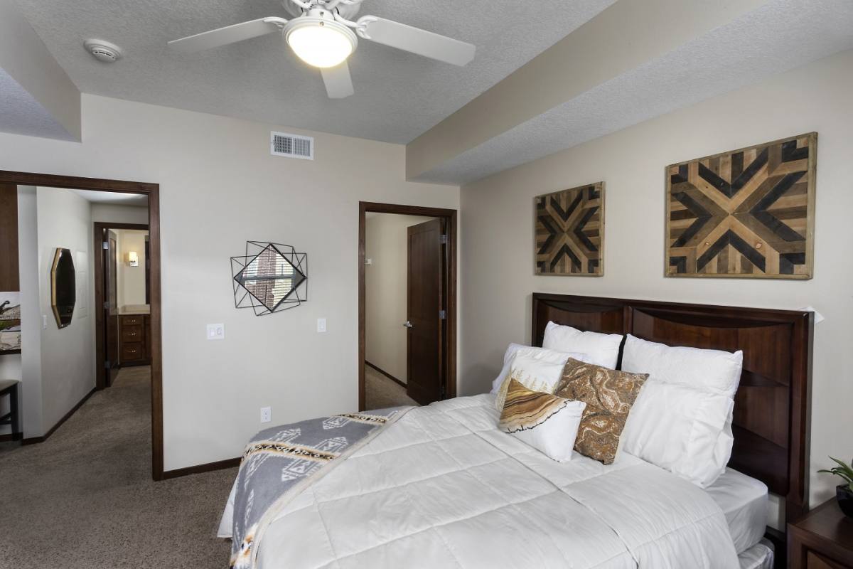 Apartment for rent at Sierra Pointe, 7171 Woodland Ave, West Des Moines, IA 50266