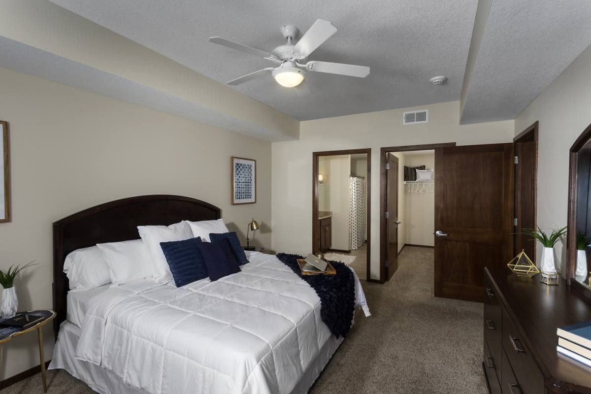 Apartment for rent at Sierra Pointe, 7171 Woodland Ave, West Des Moines, IA 50266