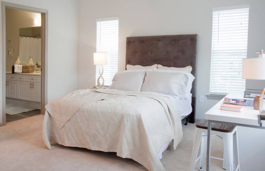 Townhouse for rent at Estates at Johns Creek, 2100 Addison Lane, Alpharetta, GA 30005