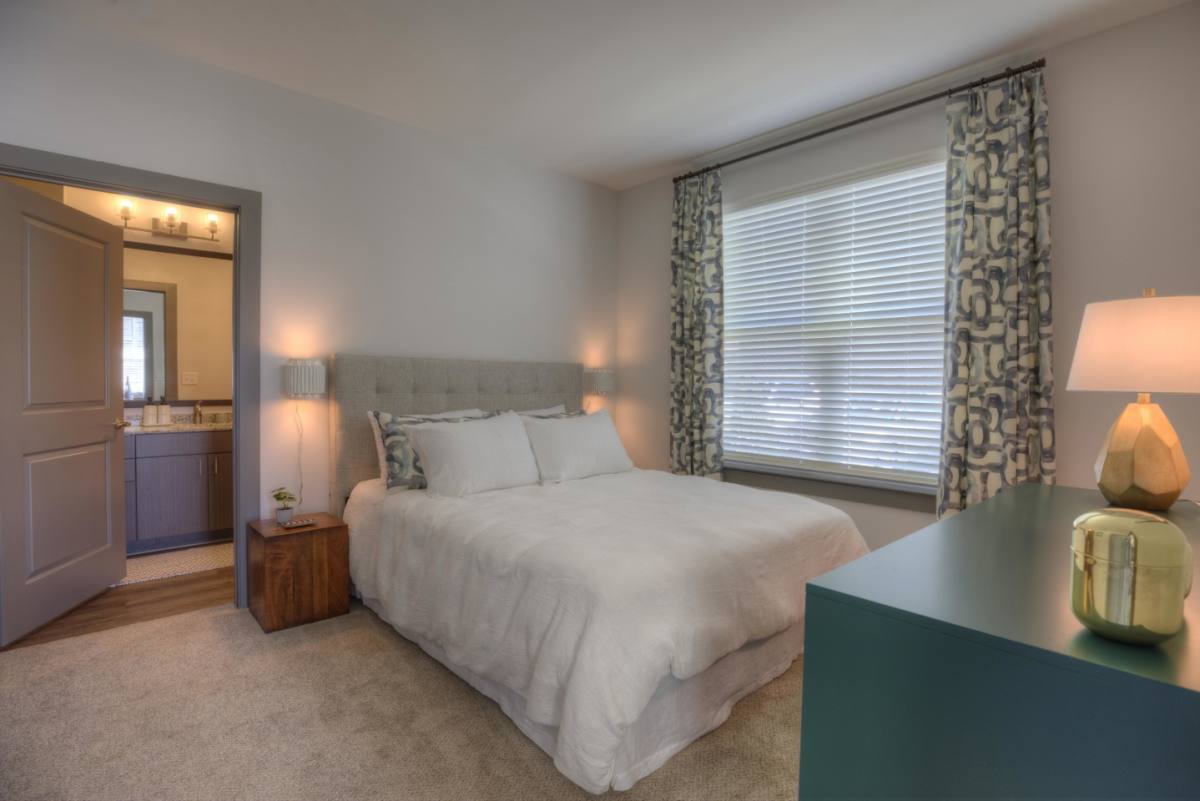 Apartment for rent at The Crest at Flowery Branch, 900 Crest Village Circle, Flowery Branch, GA 30542