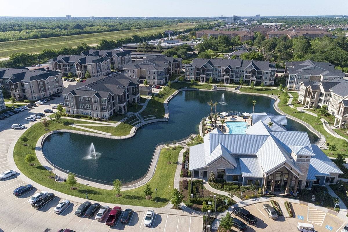 Apartment for rent at Aliso Briar Forest, 14698 Briar Forest Dr, Houston, TX 77077