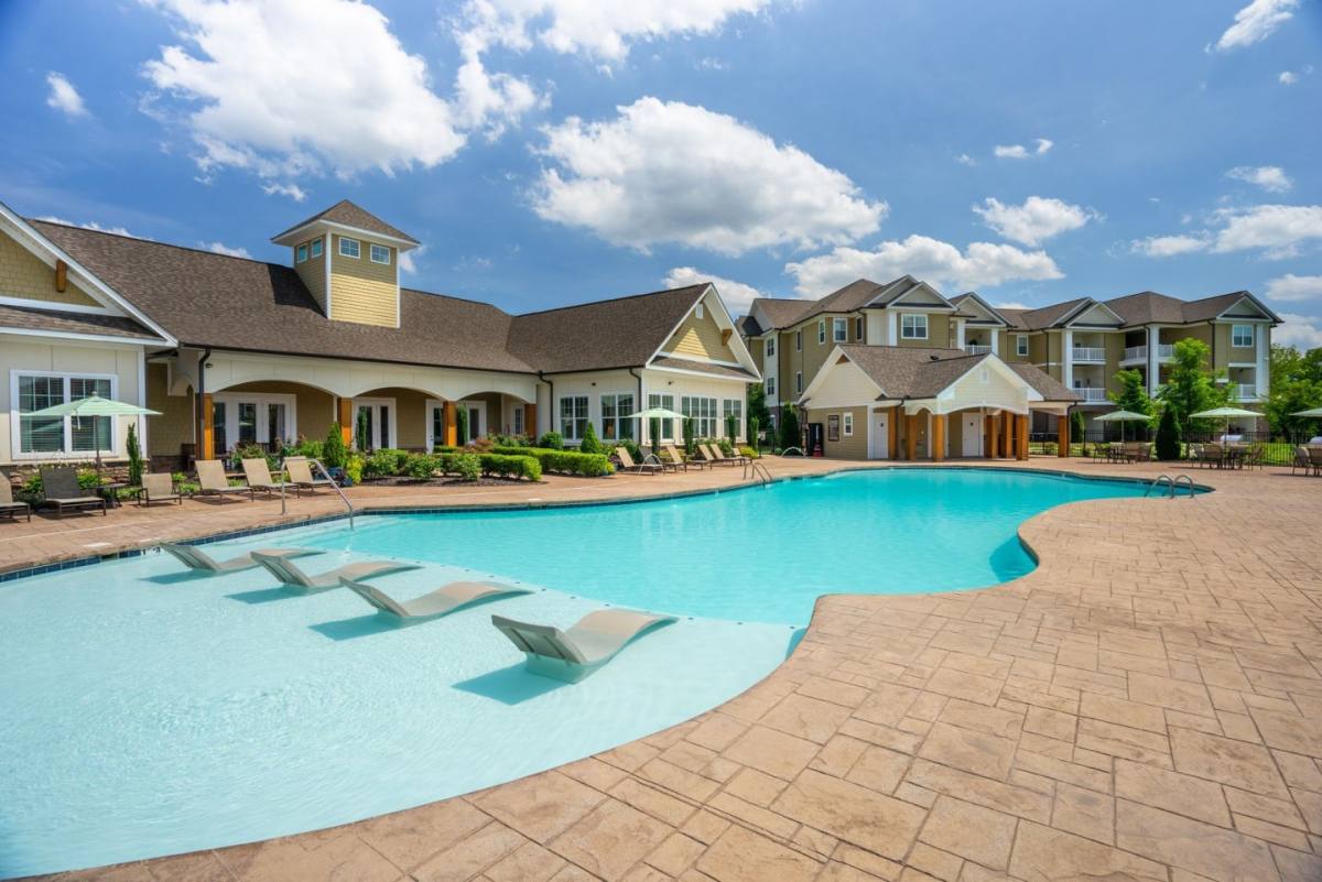 Apartment for rent at Legends at White Oak, 9211 Lawford Way, Ooltewah, TN 37363