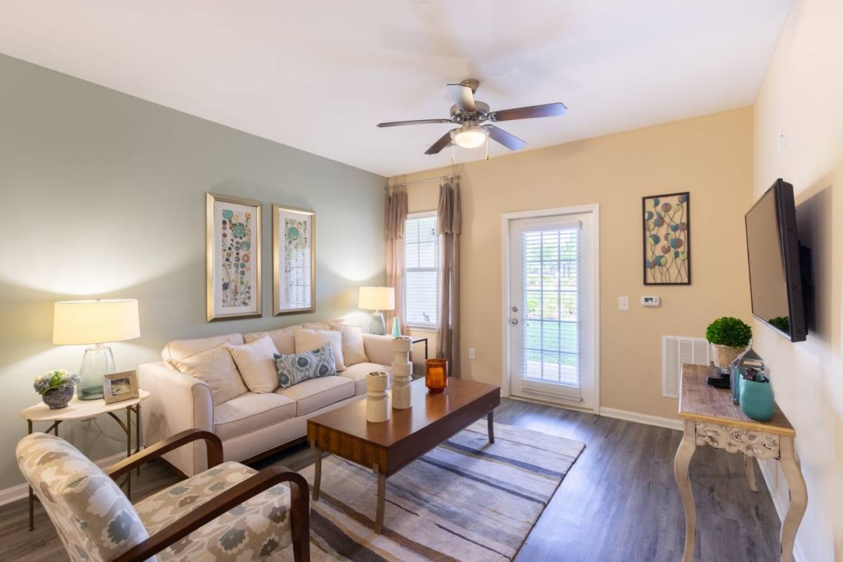 Apartment for rent at Legends at White Oak, 9211 Lawford Way, Ooltewah, TN 37363