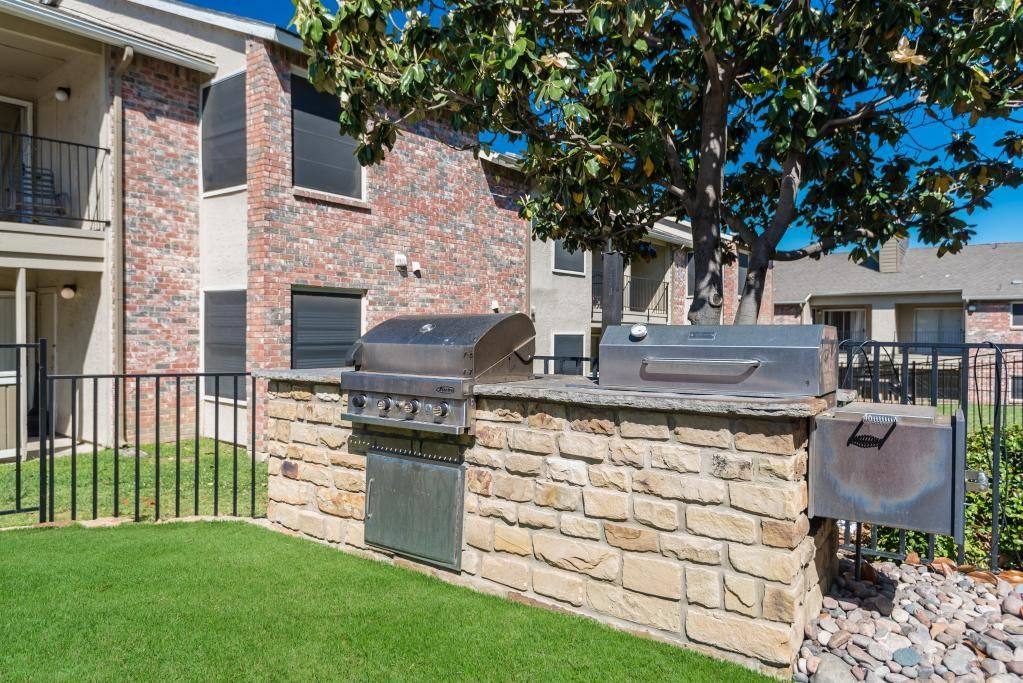 Apartment for rent at The Carling on Frankford, 1811 E Frankford Rd, Carrollton, TX 75007