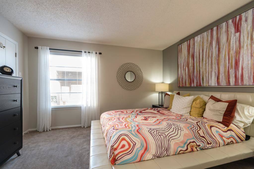 Apartment for rent at The Carling on Frankford, 1811 E Frankford Rd, Carrollton, TX 75007