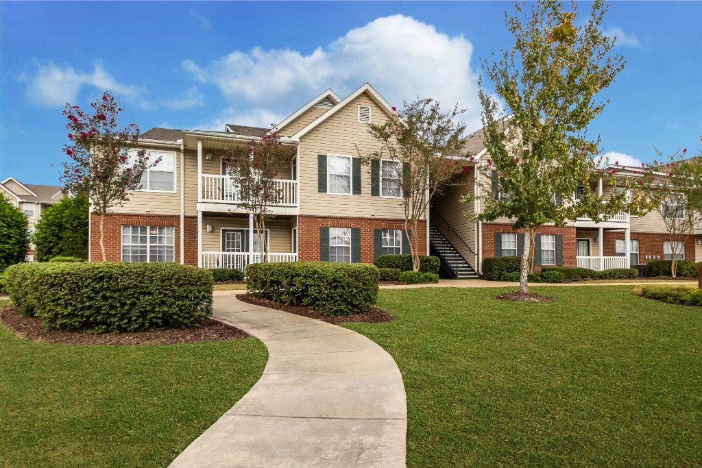 Apartment for rent at Reserve of Byram, 350 Byram Dr, Byram, MS 39272