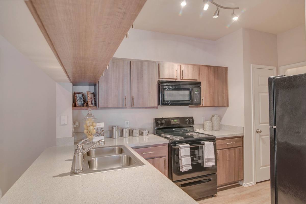 Apartment for rent at Thornbury, 7055 Hollister St, Houston, TX 77040
