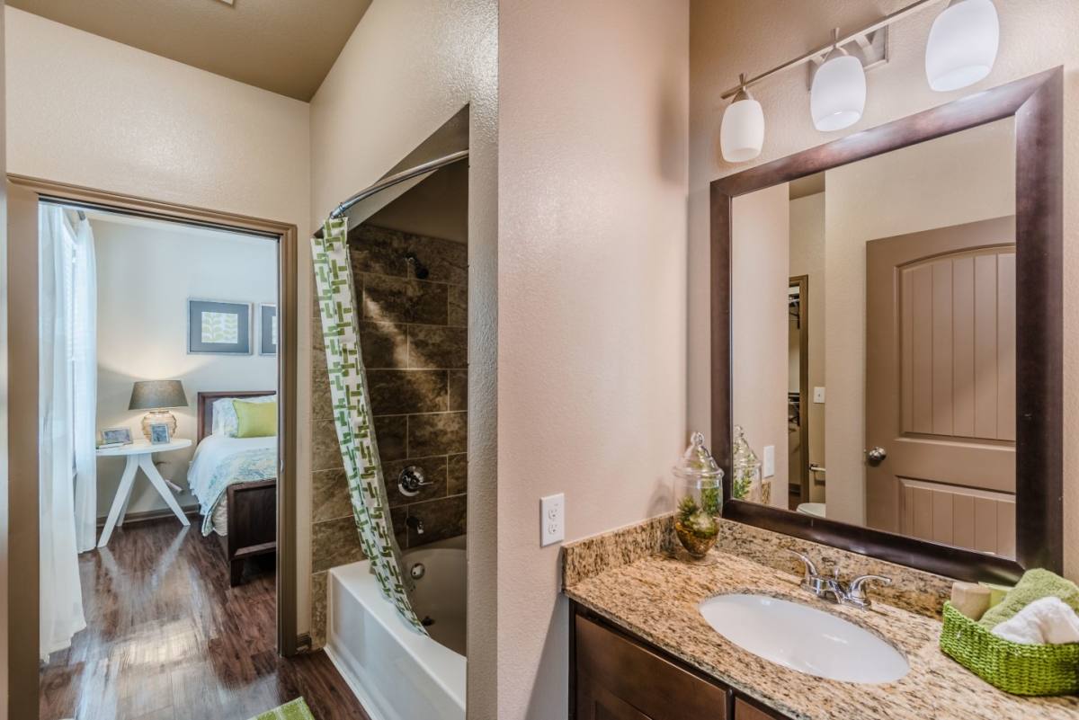 Townhouse for rent at Lakewood Flats, 7425 La Vista Dr, Dallas, TX 75214