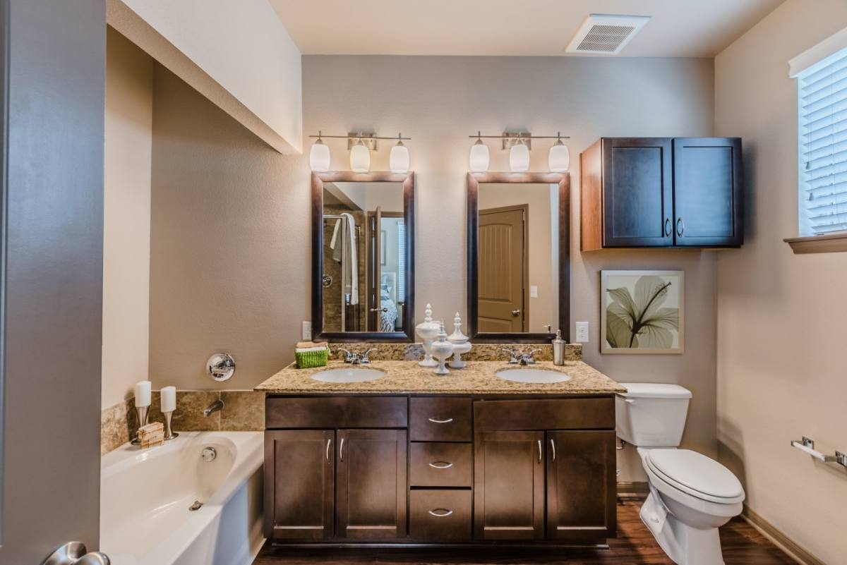 Townhouse for rent at Lakewood Flats, 7425 La Vista Dr, Dallas, TX 75214