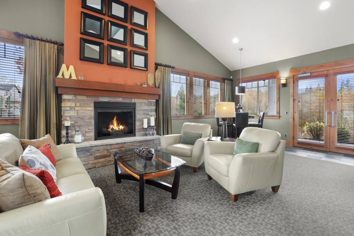 Apartment for rent at Meadows at Heron Creek, 10667 NE Heritage Parkway, Beaverton, OR 97006