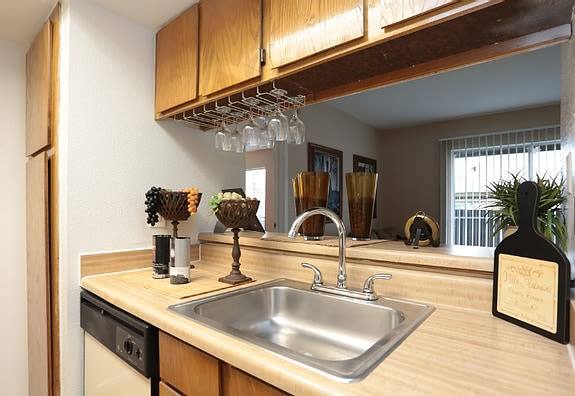 Apartment for rent at Foxboro Apartment Homes, 10411 S Dr, Houston, TX 77099