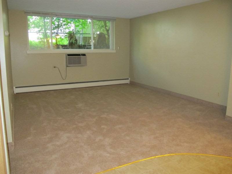 Apartment for rent at Pine Tree Park - 840, 840 Hazel St N, Saint Paul, MN 55119