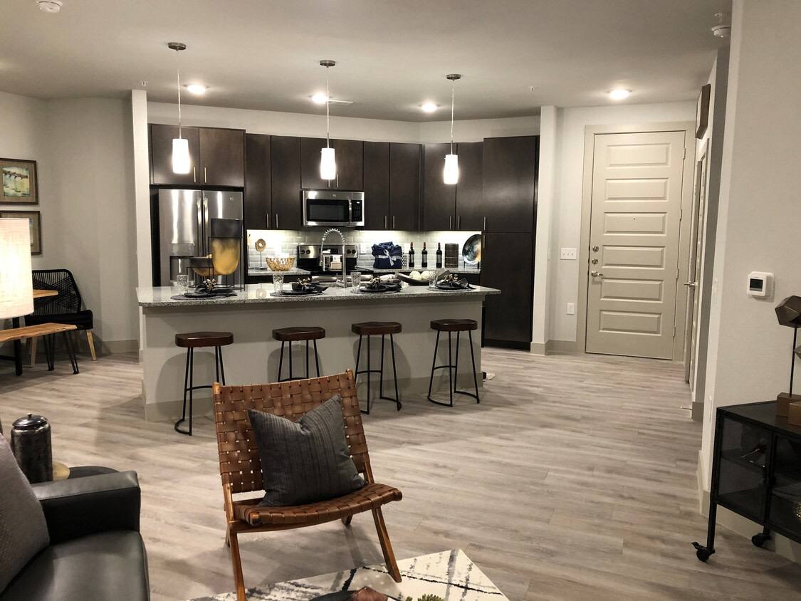 Apartment for rent at Rocklyn at Samuels Ave, 637 Samuels Ave, Fort Worth, TX 76102