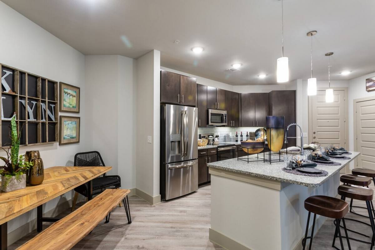 Apartment for rent at Rocklyn at Samuels Ave, 637 Samuels Ave, Fort Worth, TX 76102