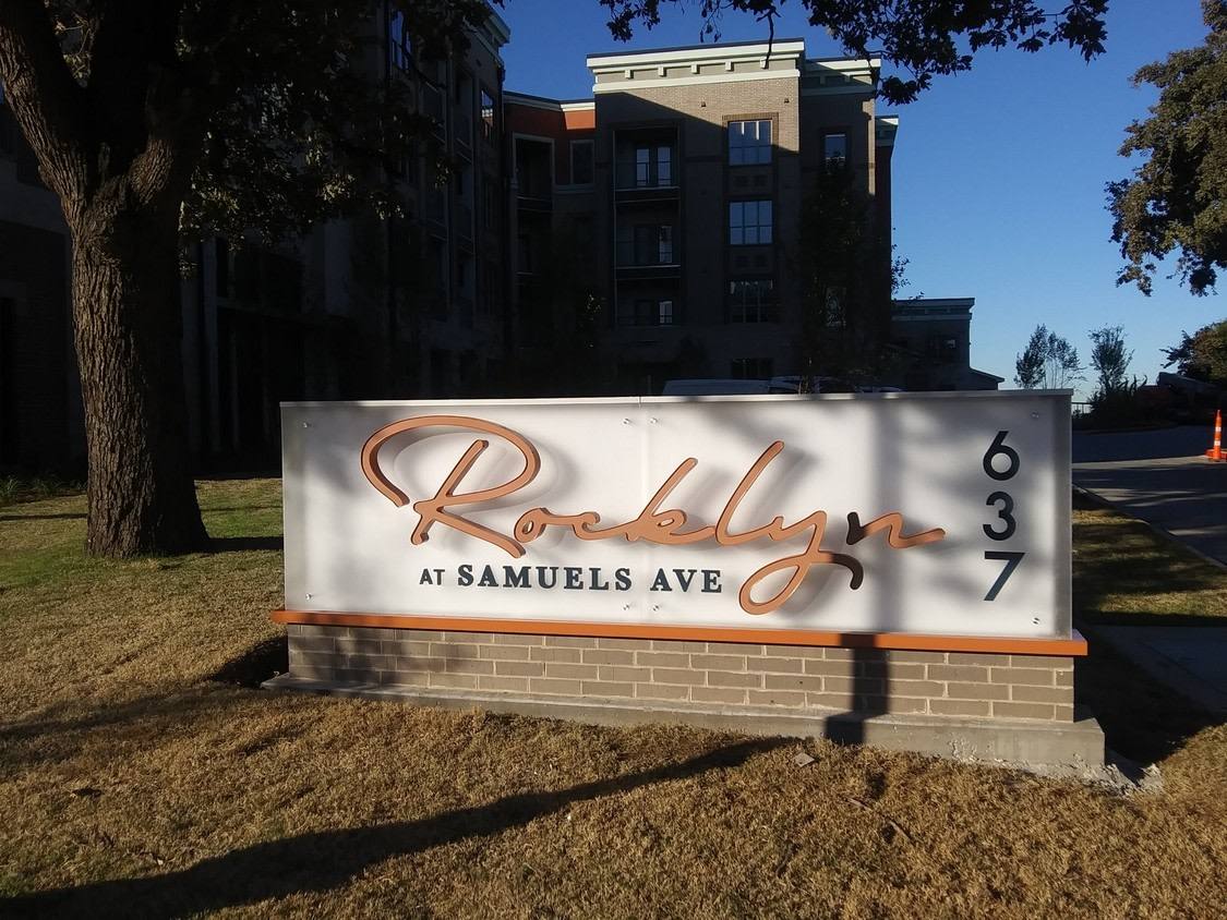 Apartment for rent at Rocklyn at Samuels Ave, 637 Samuels Ave, Fort Worth, TX 76102