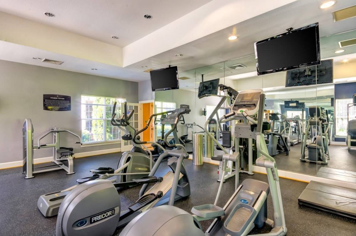 Apartment for rent at The Lincoln at Fair Oaks, 12167 Lincoln Lake Way, Fairfax, VA 22030