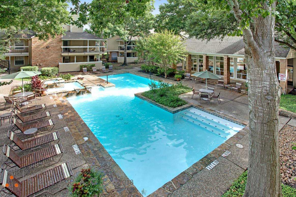 Apartment for rent at Idlewood Park, 11675 W Bellfort St, Houston, TX 77099