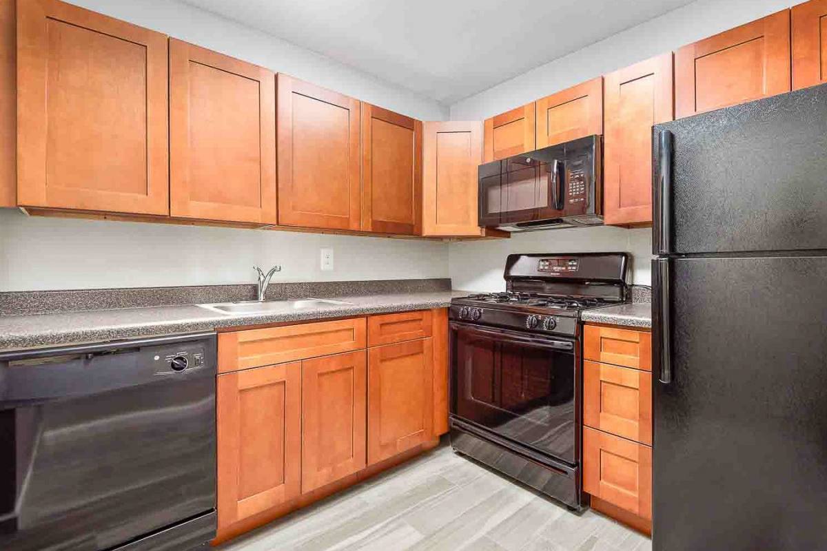 Apartment for rent at Dutchtown Manor, 1309 A River Ave, Lakewood, NJ 08701