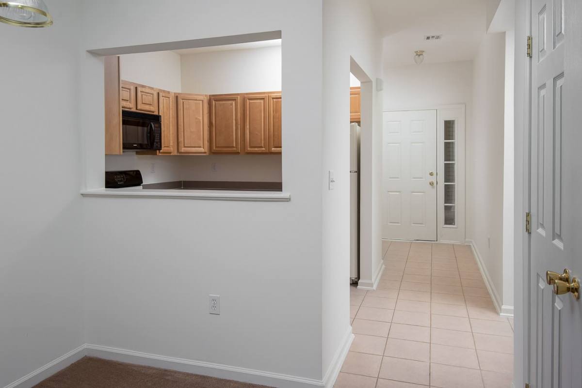 Apartment for rent at Bartlett Landing, 27 Santa Cruz Rd, Tuckerton, NJ 08087