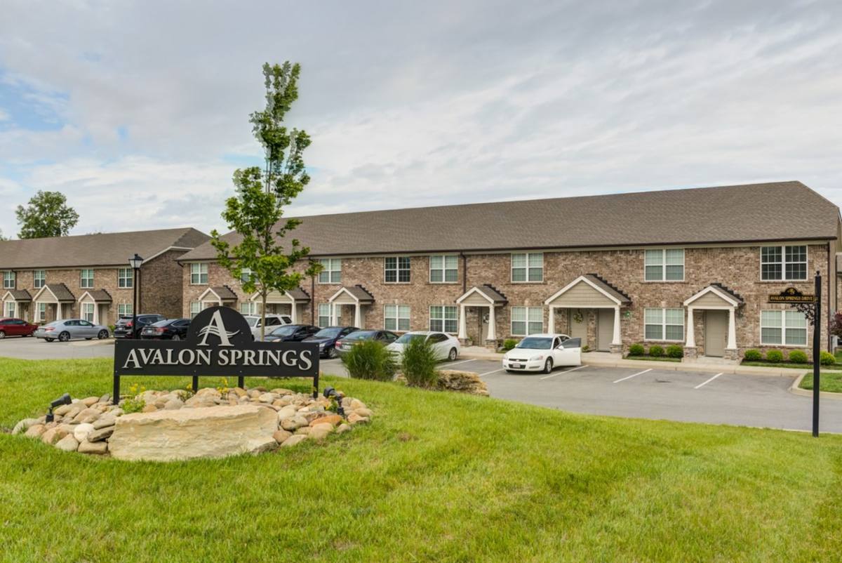 Townhouse for rent at Avalon Springs, 7935 Zelma Fields Ave, Louisville, KY 40228