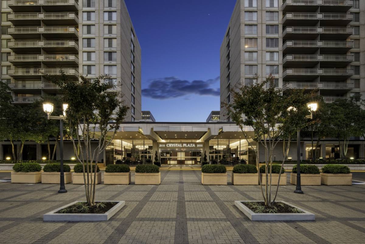 Apartment for rent at Crystal Plaza, 2111 Richmond Highway, Arlington, VA 22202