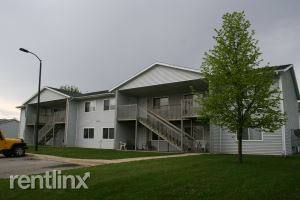 5150 16th Ave SW, Cedar Rapids, IA 52404
