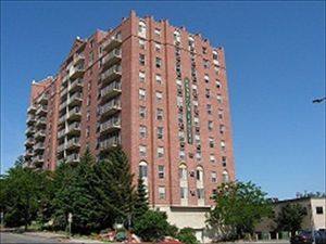 Apartment for rent at Kenwood Gables, 700 Douglas Ave, Minneapolis, MN 55403