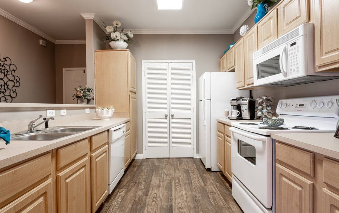 Apartment for rent at Lexington Place, 1301 Williamsburg Dr, Bossier City, LA 71112