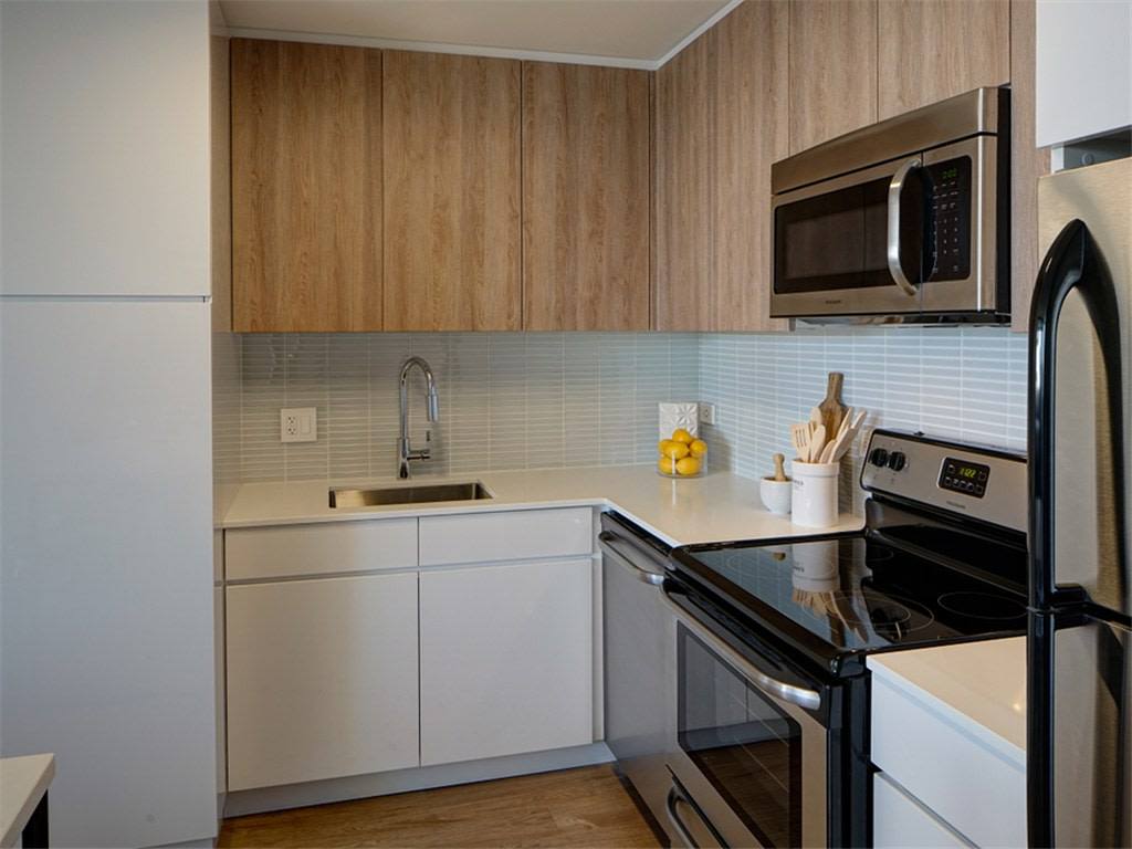 Apartment for rent at The Kent, 2625 N Clark St, Chicago, IL 60614