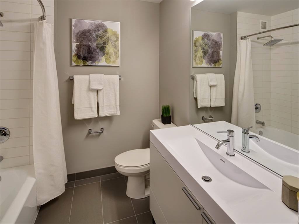 Apartment for rent at The Kent, 2625 N Clark St, Chicago, IL 60614
