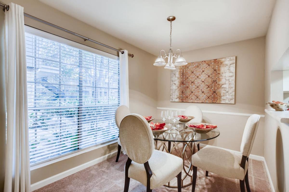 Townhouse for rent at 9900 Memorial, 722 International Blvd, Houston, TX 77024