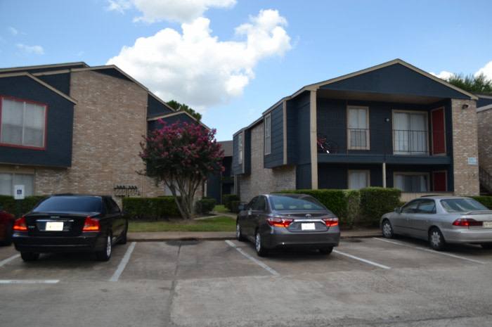 Apartment for rent at Mainridge, 2600 Westridge St, Houston, TX 77054