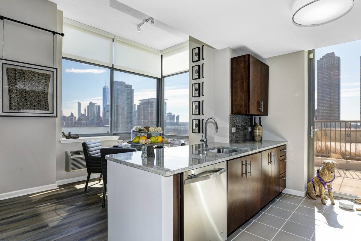 Apartment for rent at The Blvd Collection, 425 Washington Blvd, Jersey City, NJ 07310