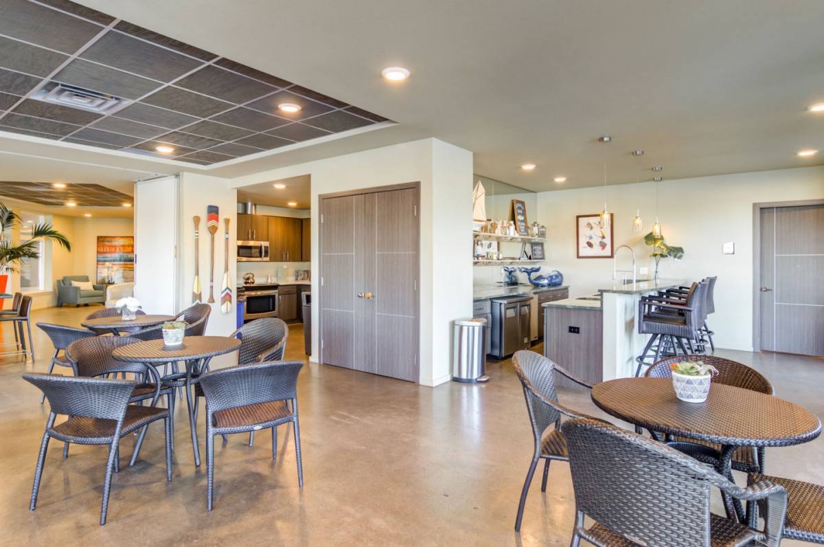 Apartment for rent at Yacht Harbor Club, 11505 NE Yacht Harbor Dr, Portland, OR 97217