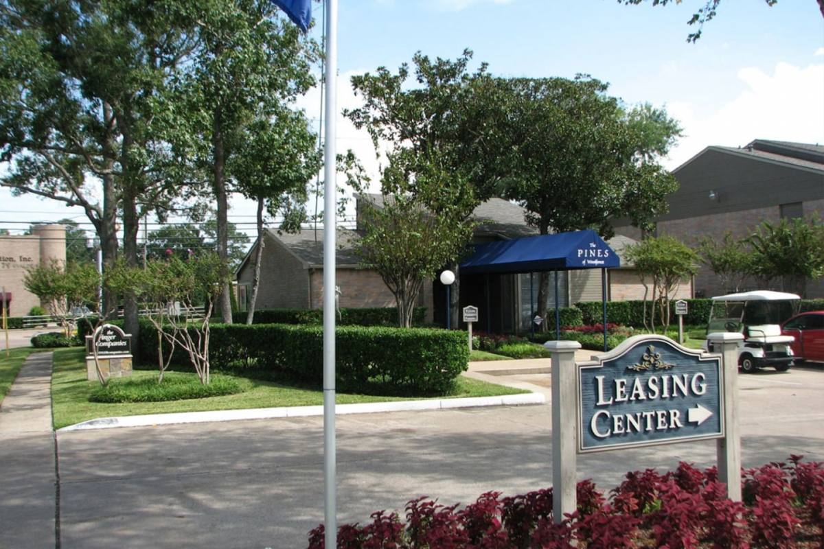 Apartment for rent at Pines of Woodforest, 90 Uvalde Rd, Houston, TX 77015