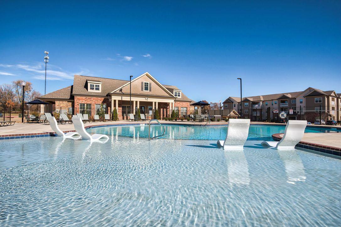 Apartment for rent at Center Pointe West, 1389 W Centerton Blvd, Centerton, AR 72719
