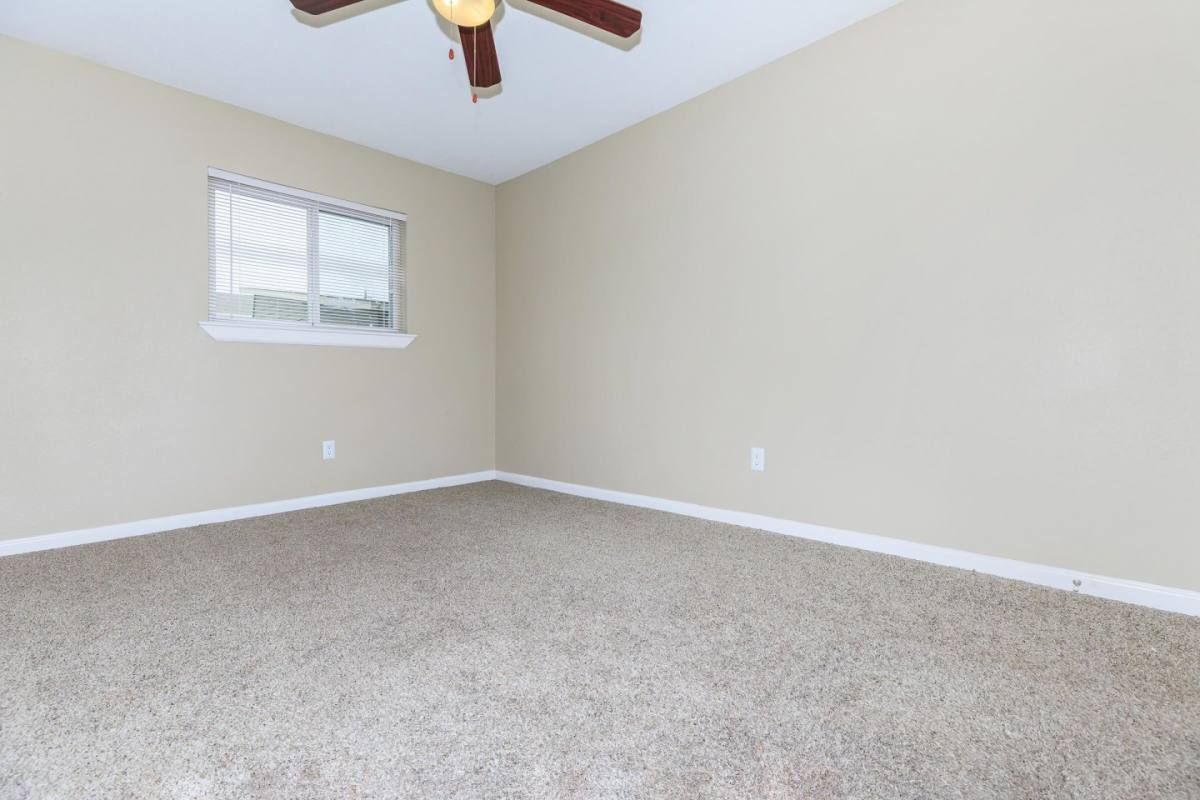 Apartment for rent at Edgewood, 1601 Highway 90 W, Sealy, TX 77474