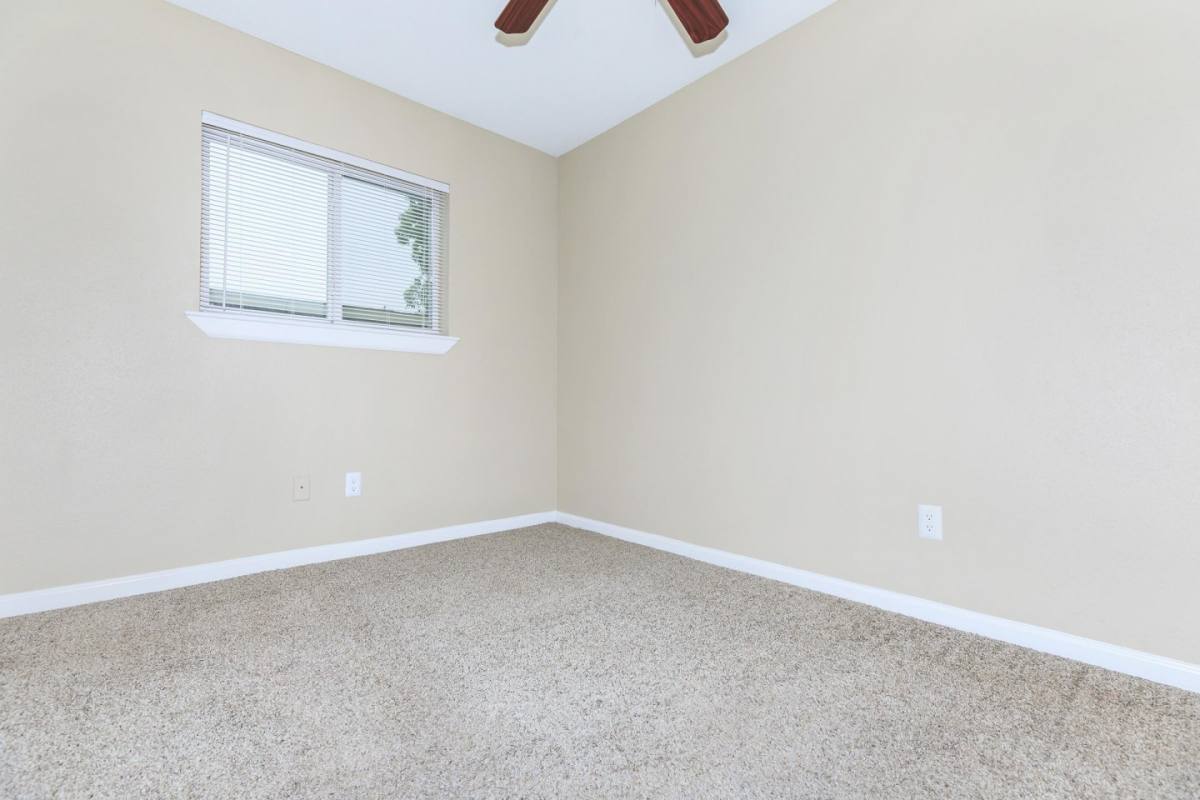 Apartment for rent at Edgewood, 1601 Highway 90 W, Sealy, TX 77474