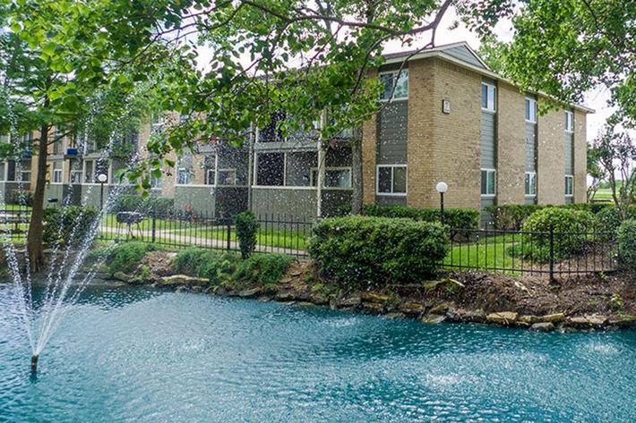 Apartment for rent at Edgewood, 1601 Highway 90 W, Sealy, TX 77474