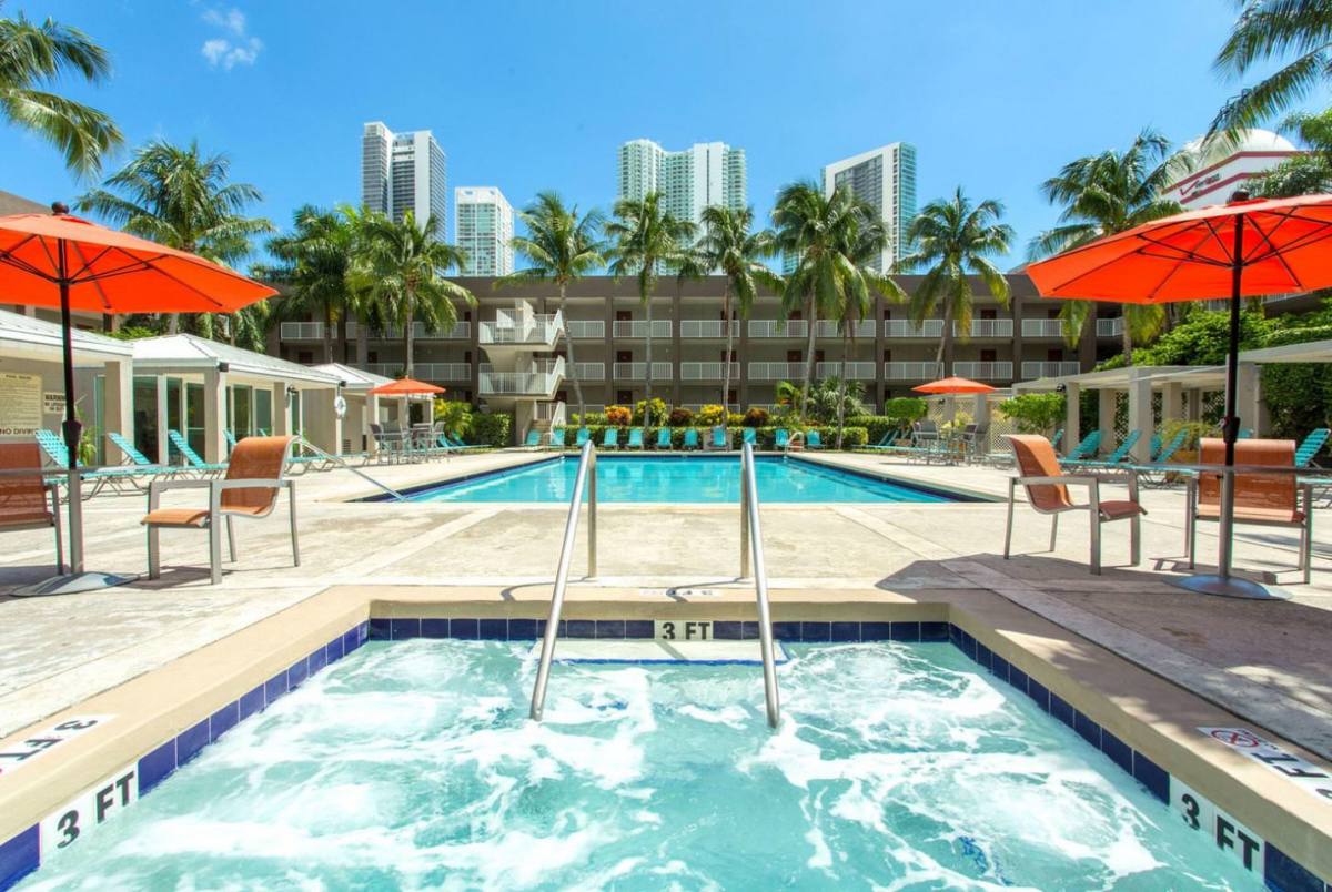 Apartment for rent at Park Place By the Bay, 915 NW 1st Ave, Miami, FL 33136