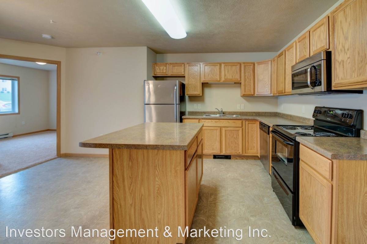 Apartment for rent at Elk Pointe, 2700 20th Ave SW, Minot, ND 58701
