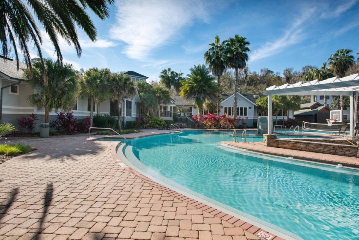 Apartment for rent at Student Housing - Hideaway Gainesville, 2800 SW Williston Rd, Gainesville, FL 32608