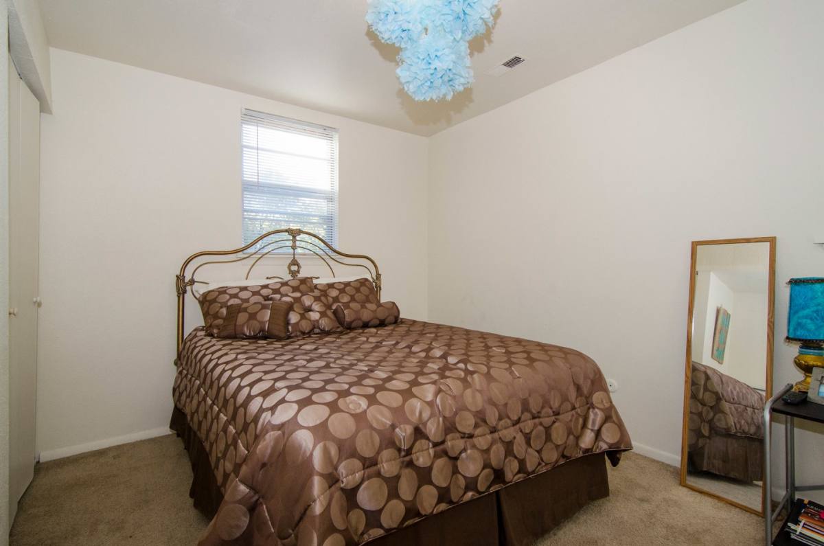 Apartment for rent at Maple Estates at 291, 701 NE Ridgeview Dr, Lees Summit, MO 64086