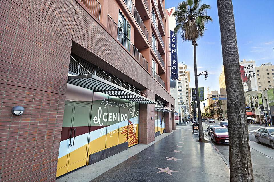 Apartment for rent at El Centro & Bungalows, 6200 Hollywood Blvd, Los Angeles, CA 90028