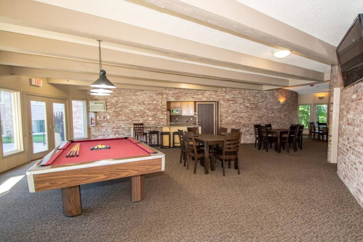 Apartment for rent at Creekwood, 1328 Lake St NE, Hopkins, MN 55343