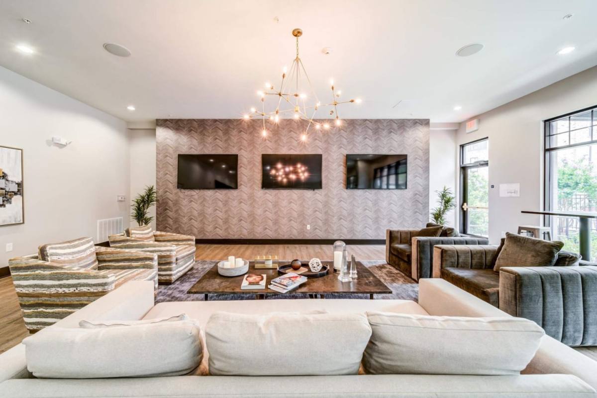 Apartment for rent at Student Living - University Edge Dickinson Lofts, 550 Pitt-Greene Connector, Greenville, NC 27834